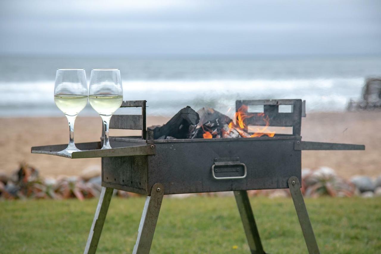 Blue Pearl - Situated Right On The Beach Swakopmund Esterno foto